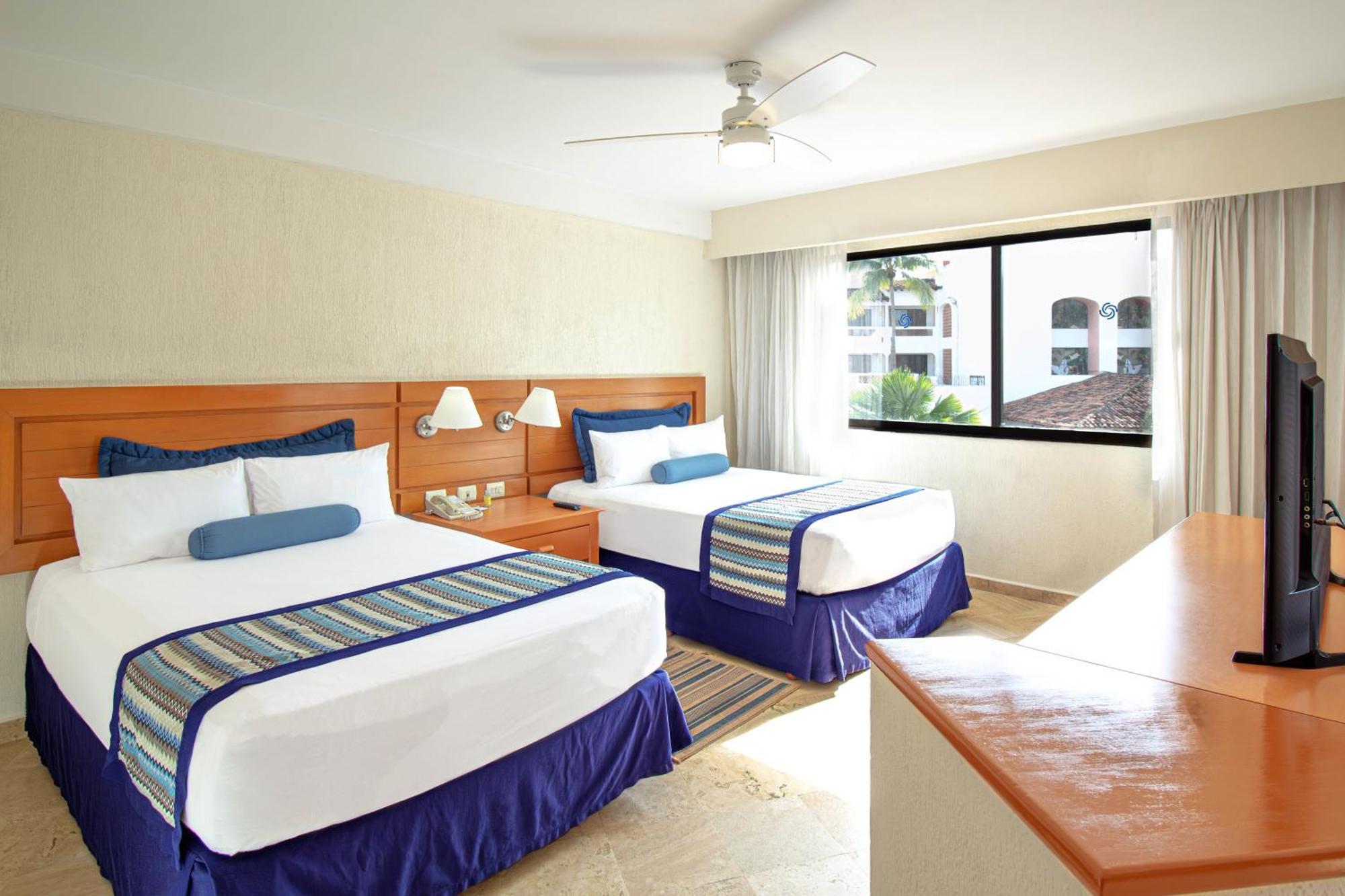 佩里卡诺斯广场格兰德海滩全包度假酒店 巴亞爾塔港 外观 照片